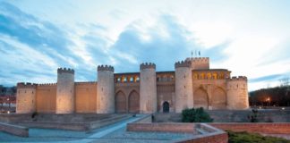 Las visitas a la Aljafería serán gratuitas para las familias numerosas