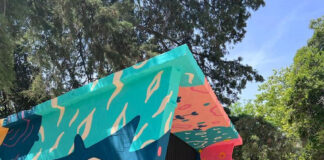 El Kiosko de las Letras. Más que lectura kiosko de los libros en el parque grande