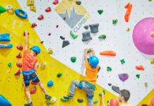 Climbat, escalada para peques y en familia. climbat en la torre outlet