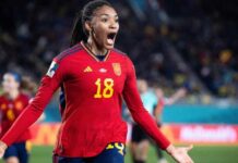Sigue el partido de la Roja este domingo en el Pabellón Siglo XXI salma parallelo